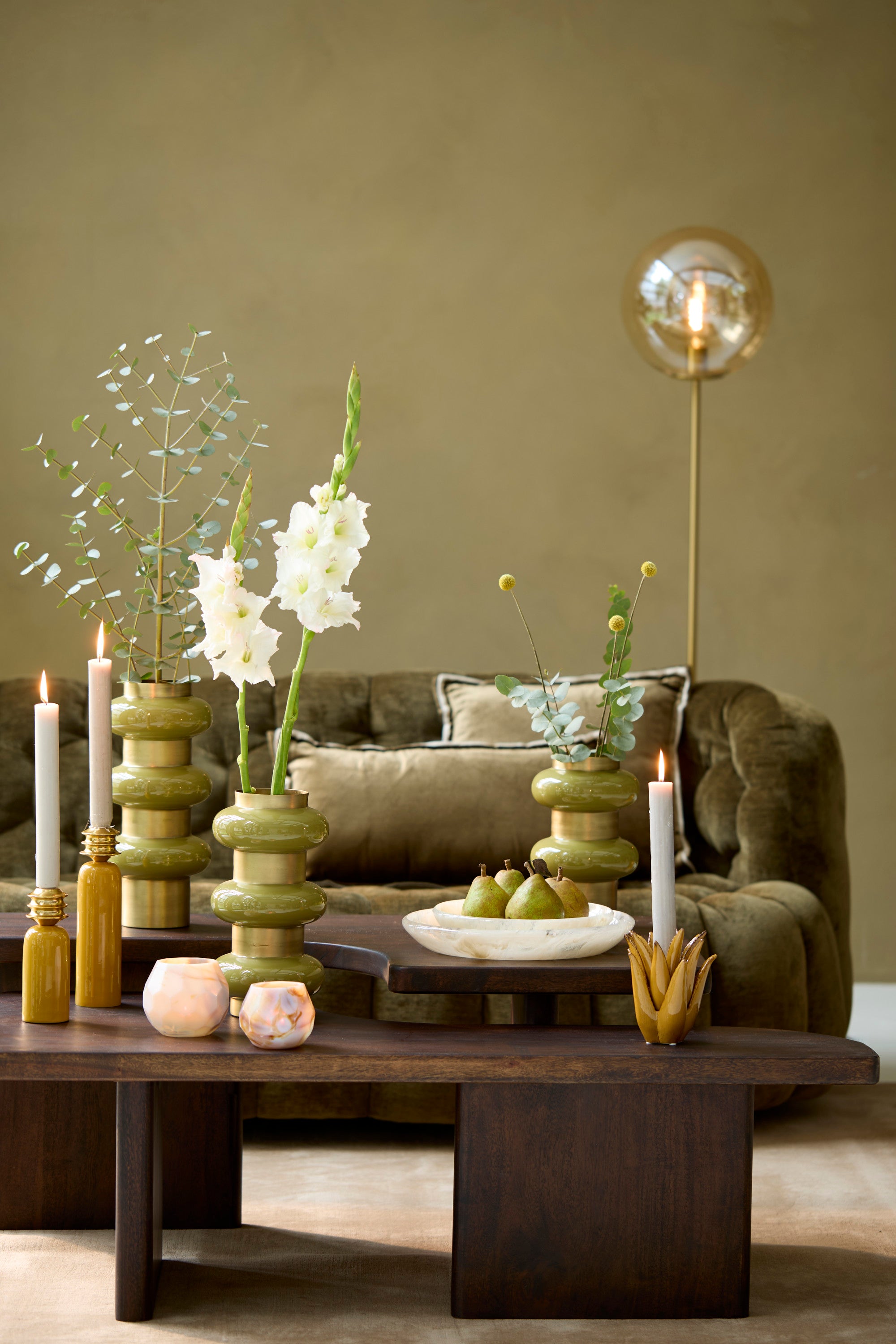 CRATO akác dohányzóasztal szett