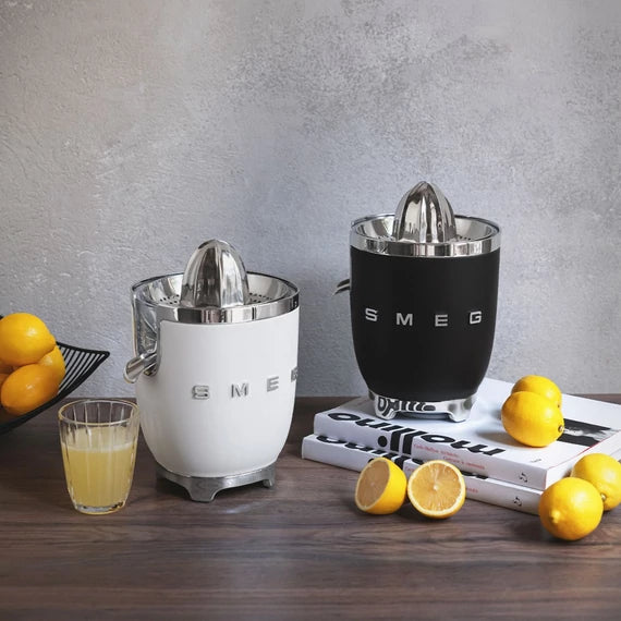 SMEG CITRUSPRÉS, retro design