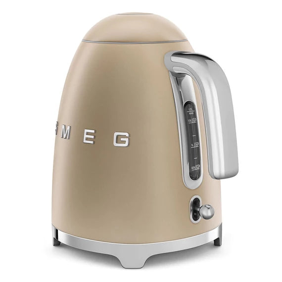 SMEG VÍZFORRALÓ, matt retro design