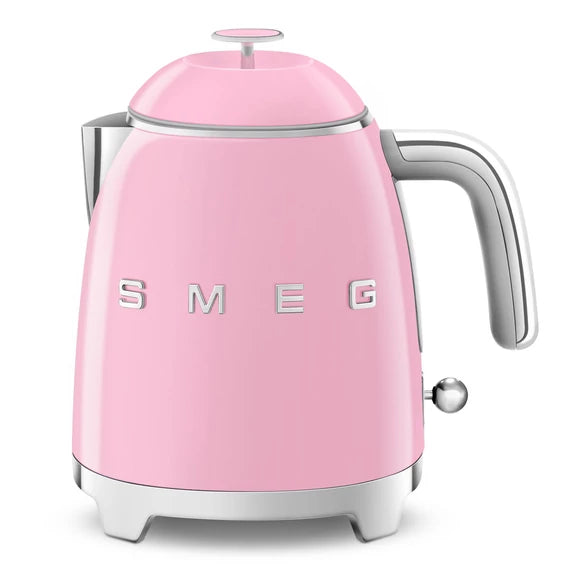 SMEG MINI VÍZFORRALÓ retro design