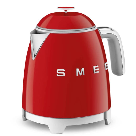 SMEG MINI VÍZFORRALÓ retro design