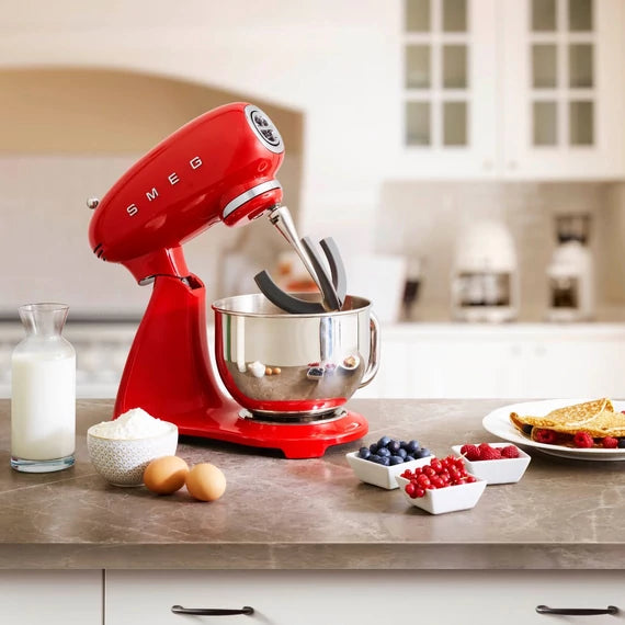 SMEG KONYHAI ROBOTGÉP, 50s retro design