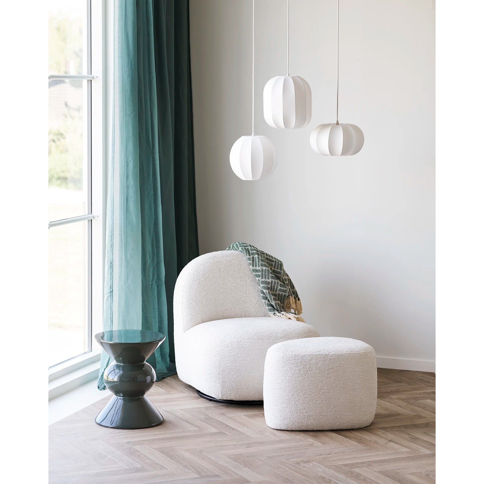 Hilo puff  55x40