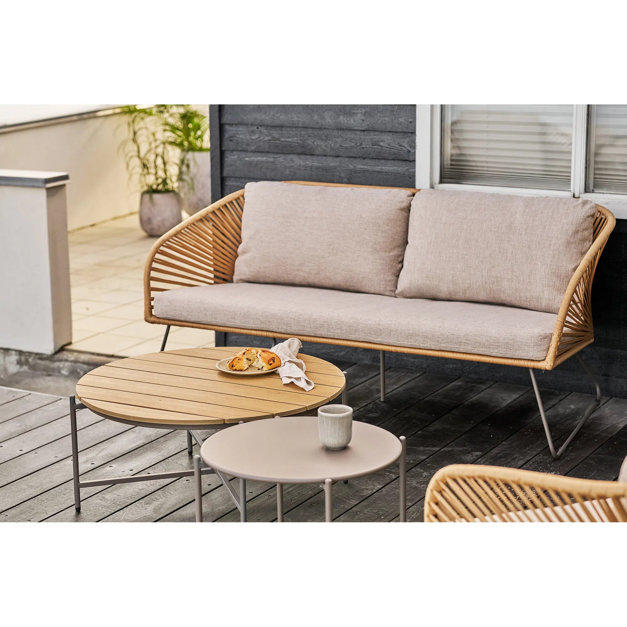 Novella kültéri Lounge szett