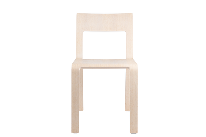 FRAME rakásolható fa szék