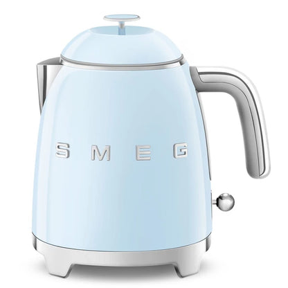 SMEG MINI VÍZFORRALÓ retro design