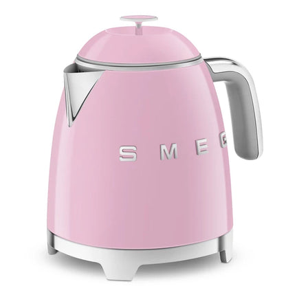 SMEG MINI VÍZFORRALÓ retro design
