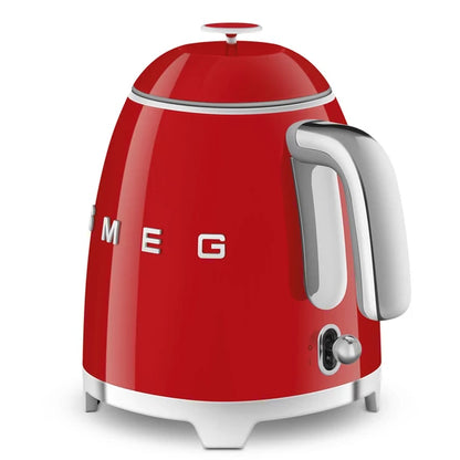 SMEG MINI VÍZFORRALÓ retro design