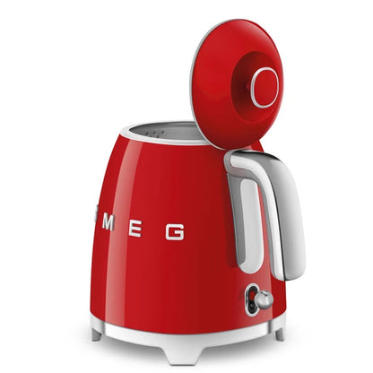 SMEG MINI VÍZFORRALÓ retro design