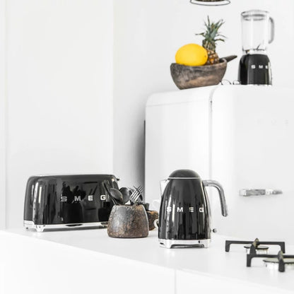 SMEG KENYÉRPIRÍTÓ 4 szeletes, retro design