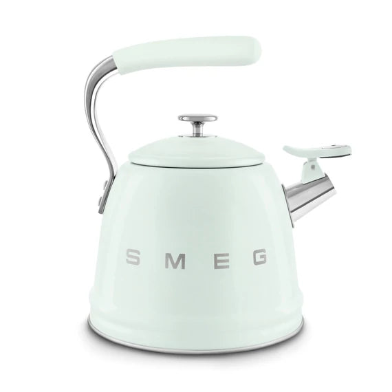 SMEG SÍPOLÓ VÍZFORRALÓ KANNA, retro design